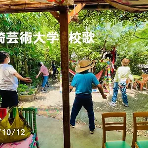 https://cocoroom-cafe-garden-guest-house.hotels-osaka.net