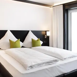 https://hotel-mrd-by-wmm-hotels.com-bavaria.com