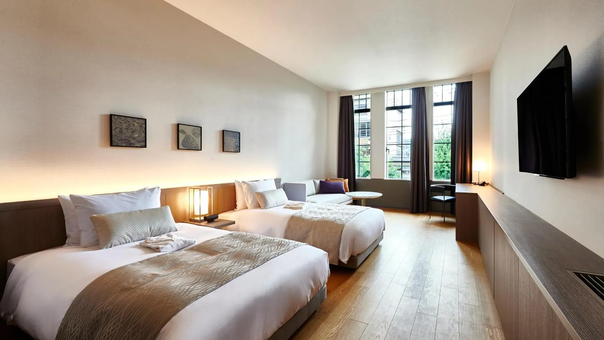 THE GATE HOTEL京都高瀬川 by HULIC 5*, 京都市